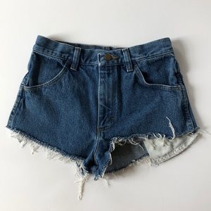 High Waisted Jean Shorts Sz 24 Vintage